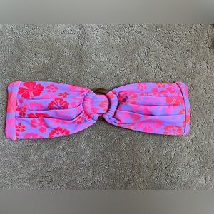 Kulani kinis cherry berry top